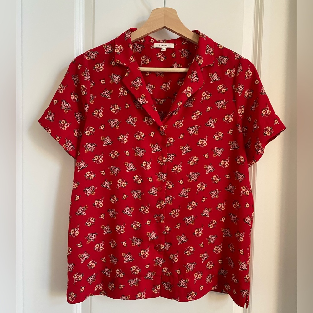 Red Floral Pleione Women’s Top, S